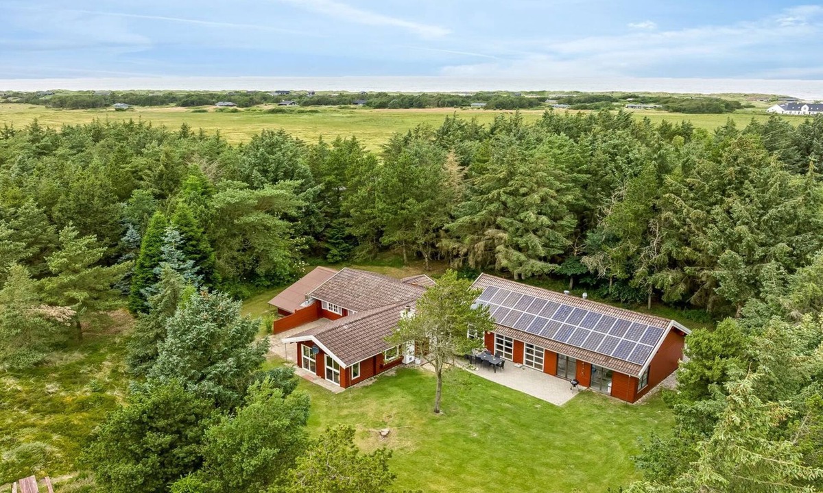 Brovst House | "Aisling" - 700m from the sea by Interhome