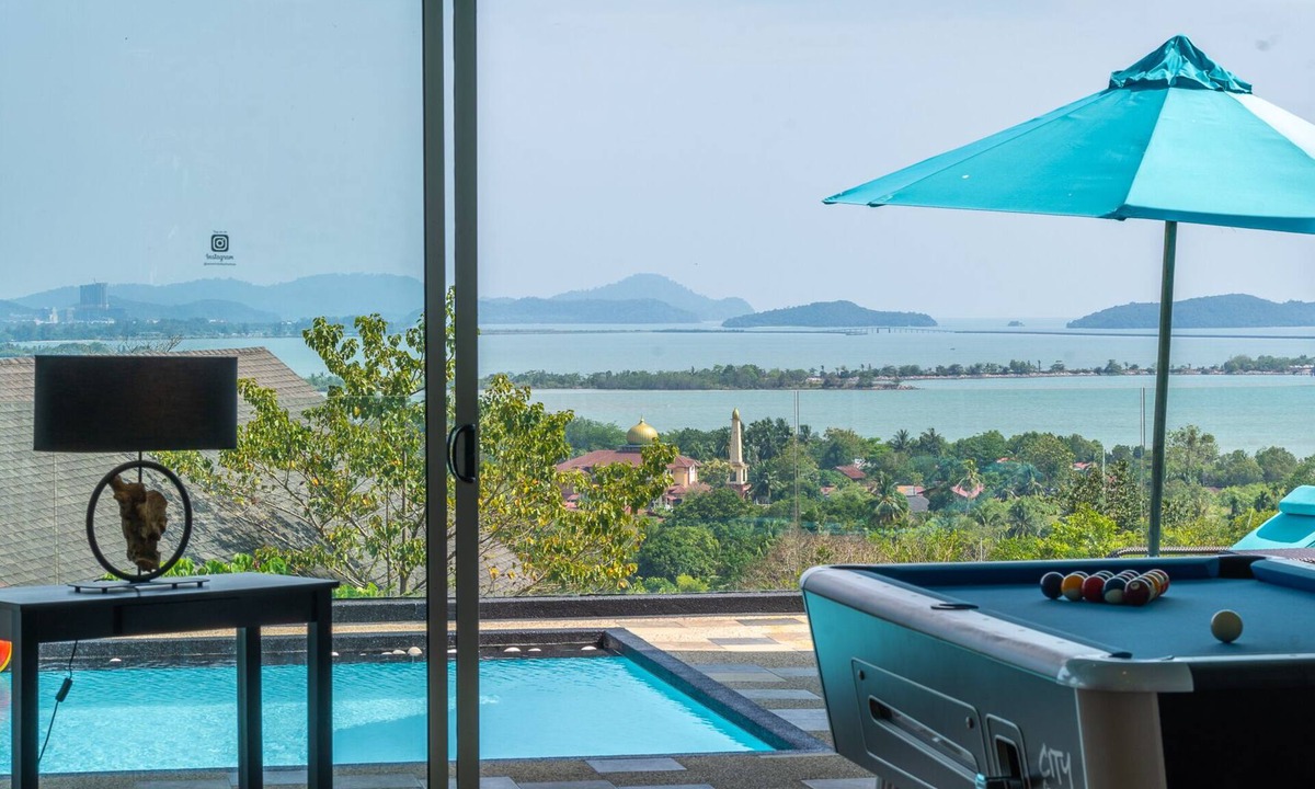 Kuala Teriang Villa | Aislinn Villa - Private Pool Villa