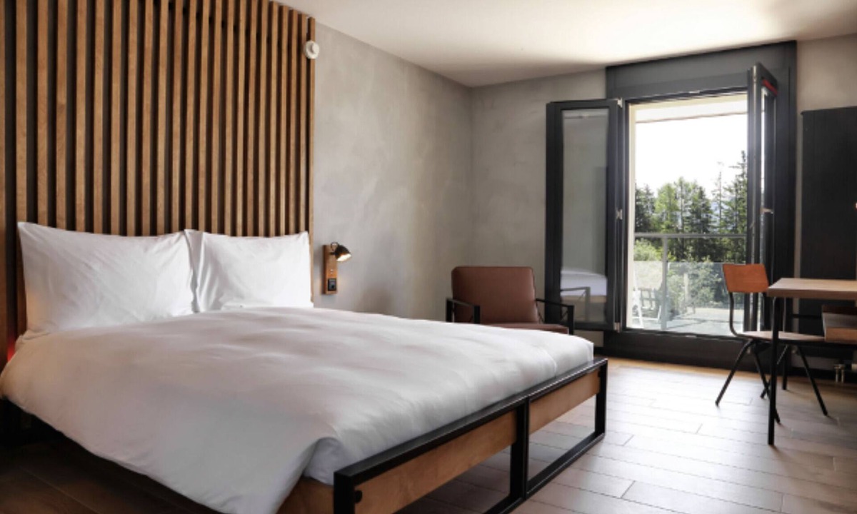 Noes Hotel | Alaia Lodge