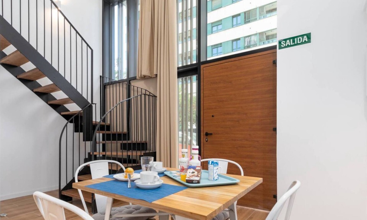Penya-roja Apartment | Alameda suites loft 9
