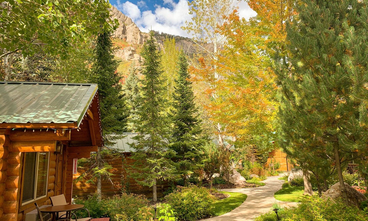 Ogden Cabin | Alaskan Inn