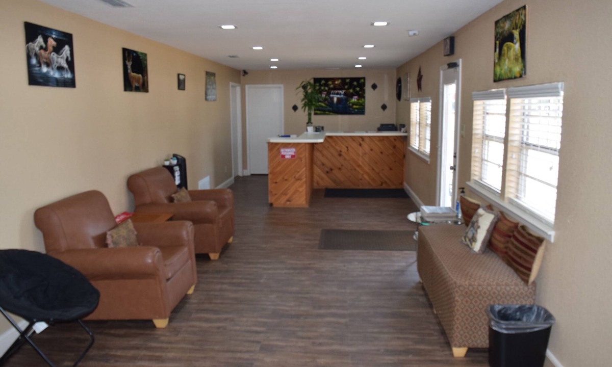 Albany Hotel | Albany Inn & RV Campground