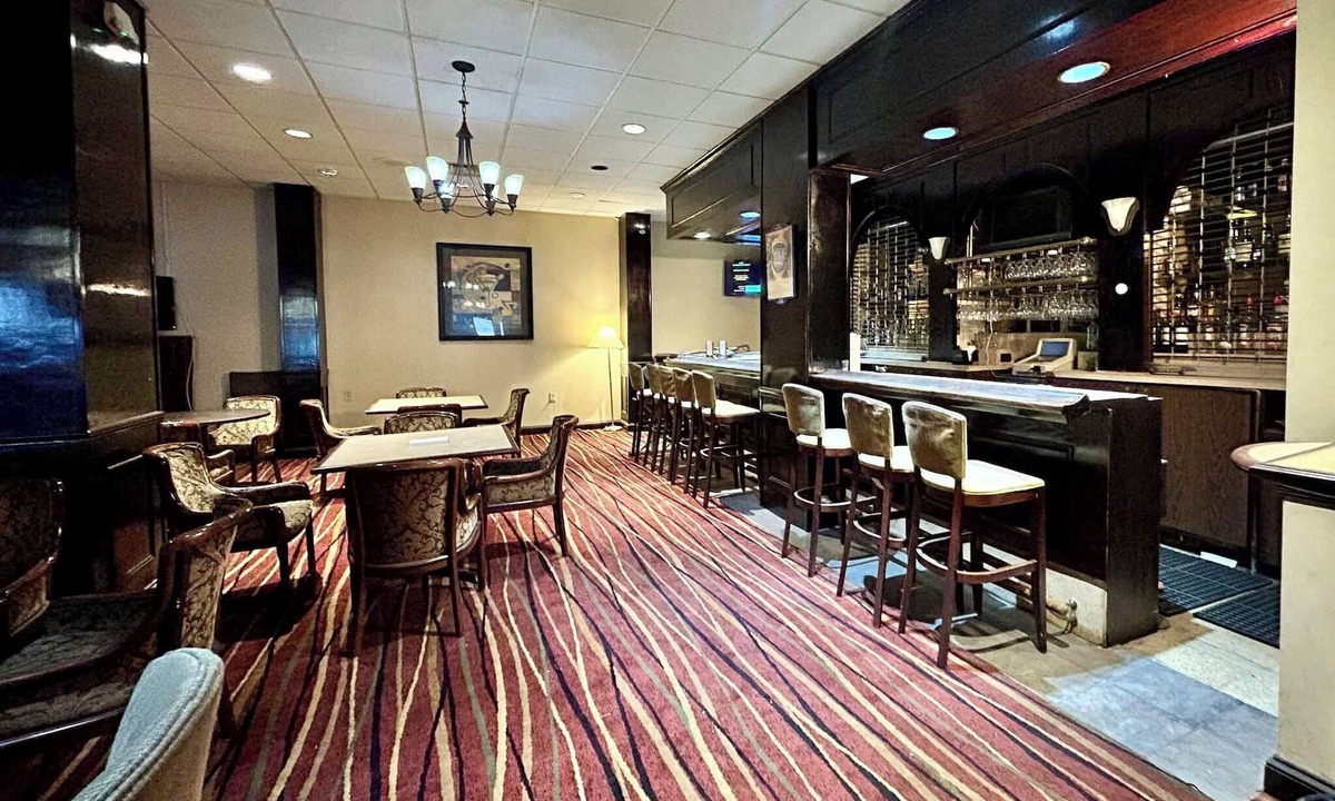 Albany Hotel | Albany Plaza Hotel