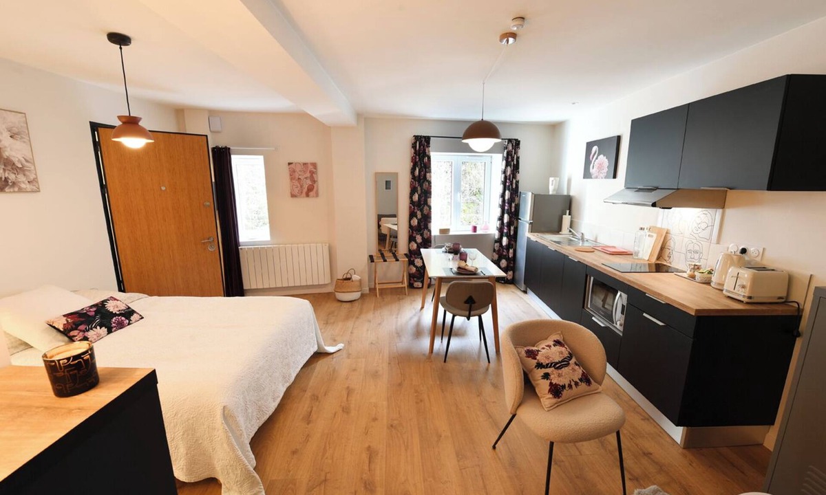 Arbent Apartment | ALBARINE la Source river/lakes, waterfalls and mountains, plastics processing business