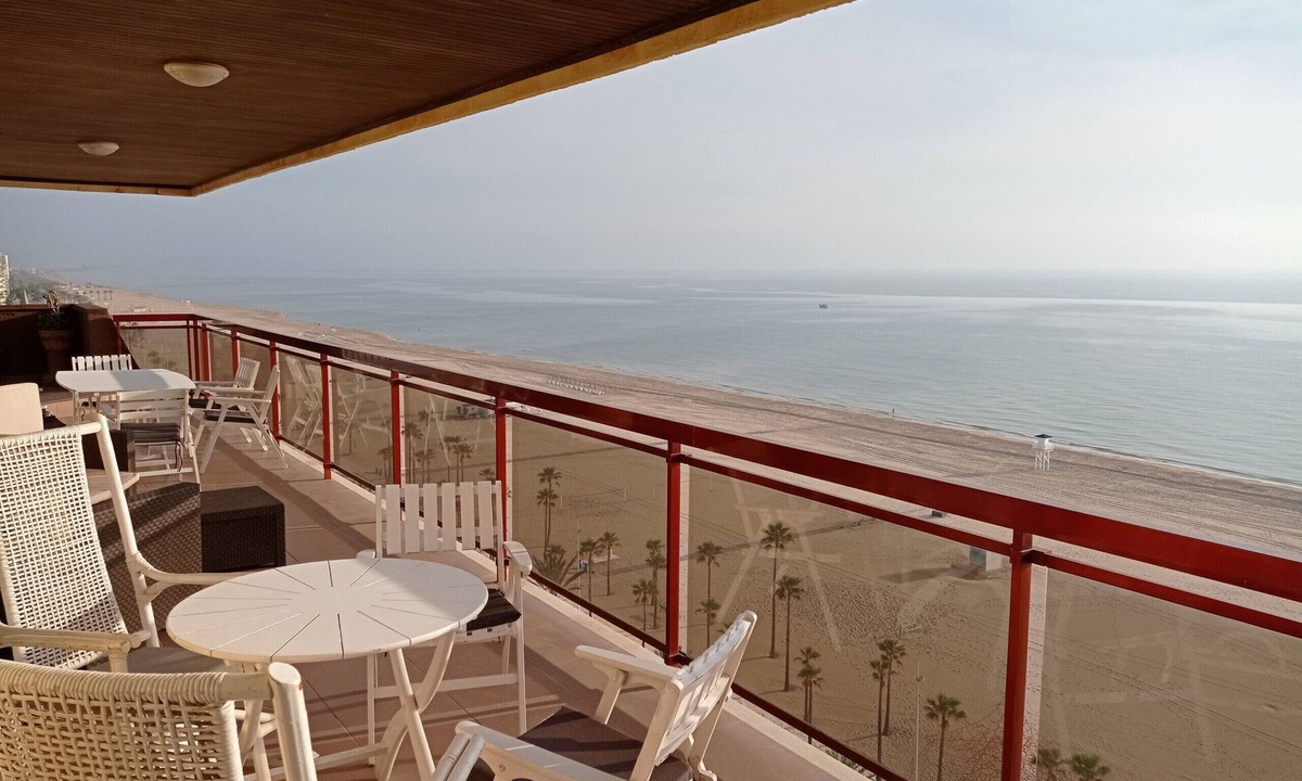 Grau i Platja Apartment | Albatros 10º, Solo Familias!