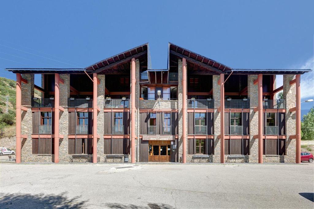 Rialp Hostel | Alberg Les Estades