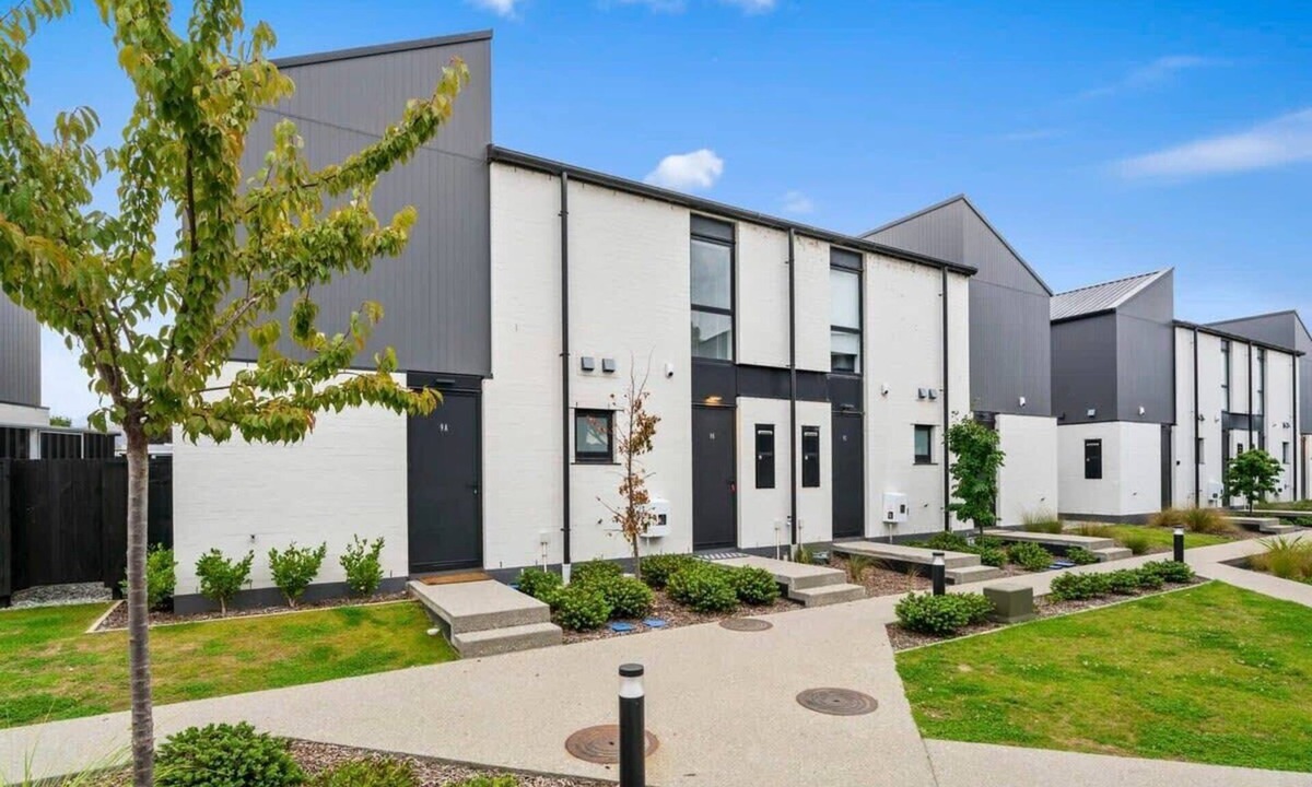 Albert Town Apartment | Albert Abode Summary: