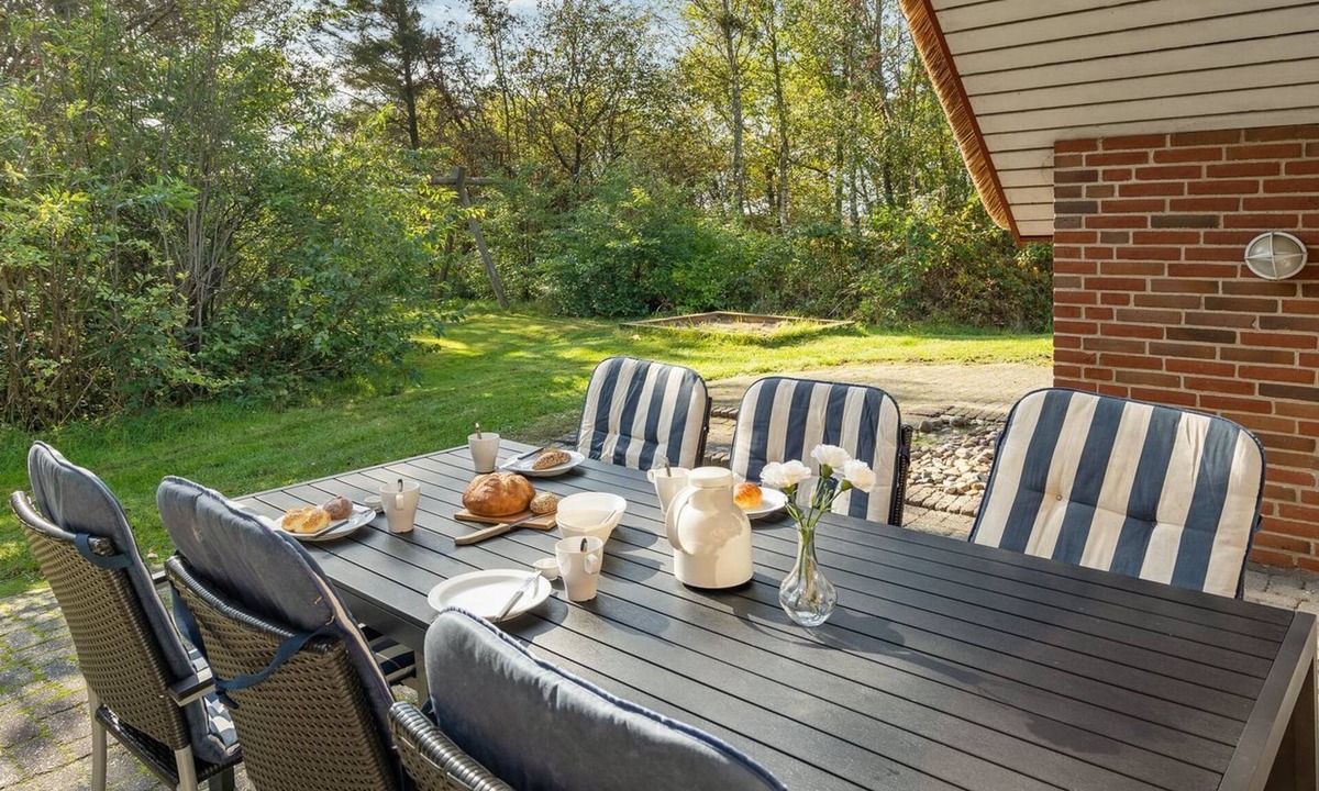 Kongsmark House | "Albin" - 2.8km from the sea by Interhome