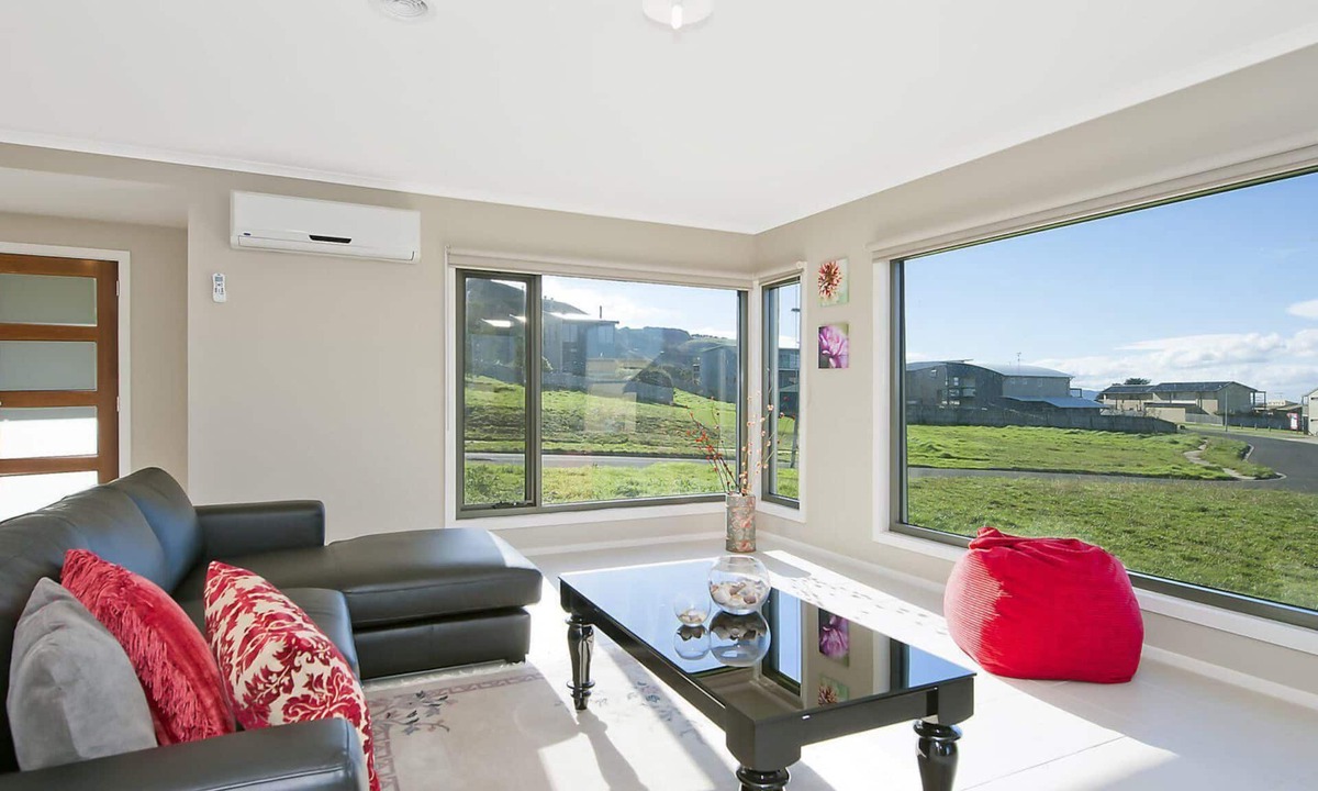 Apollo Bay House | Albion - Stylish & Stunning