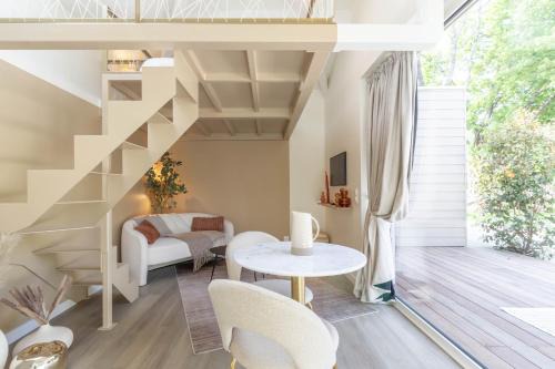 Le Hameau Apartment | Alcove - Studio cosy avec mezzanine et terrasse