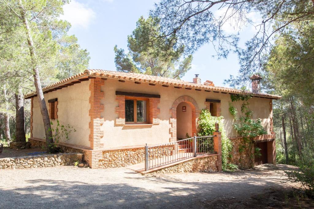 Mont-roig del Camp Villa | AldeaMia, Cozy villa for 8 people, pool, mountain view, beach at 8 min