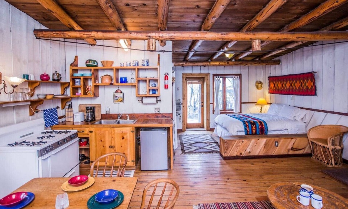 San Cristobal Cabin | ALDOUS HUXLEY CABIN