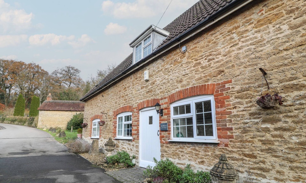 Shoscombe Cottage | Aldrich Cottage