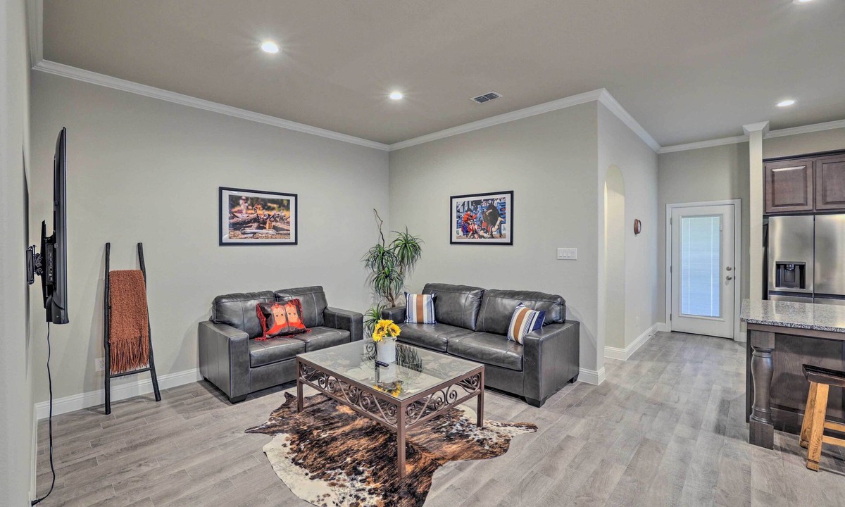 Parker County House | Aledo Home: Covered Patio & Yard, Near Fort Worth!