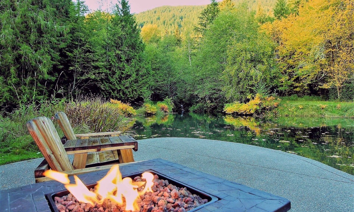 Ashford Hotel | Alexander's Lodge