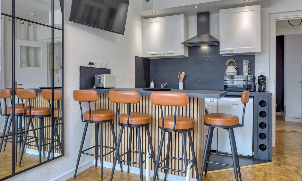 Centre Ville Rive Gauche Apartment | Alexandre – F2 cosy avec parking à deux pas de la Seine