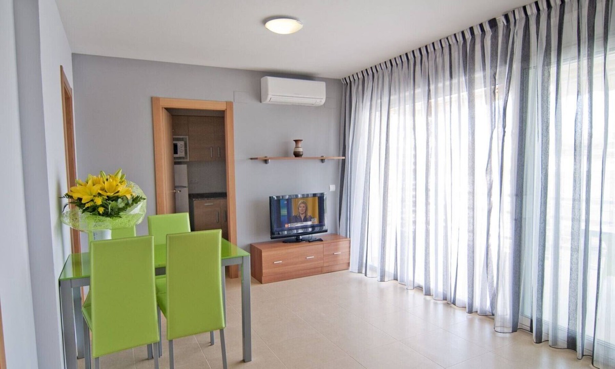 Salou City Centre Apartment | Alexis plus Zeus Salou 0141
