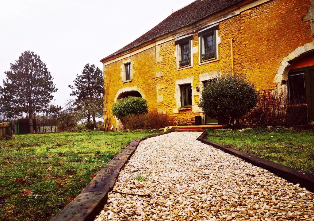 Sainpuits House | Alfred et George - Le Gîte