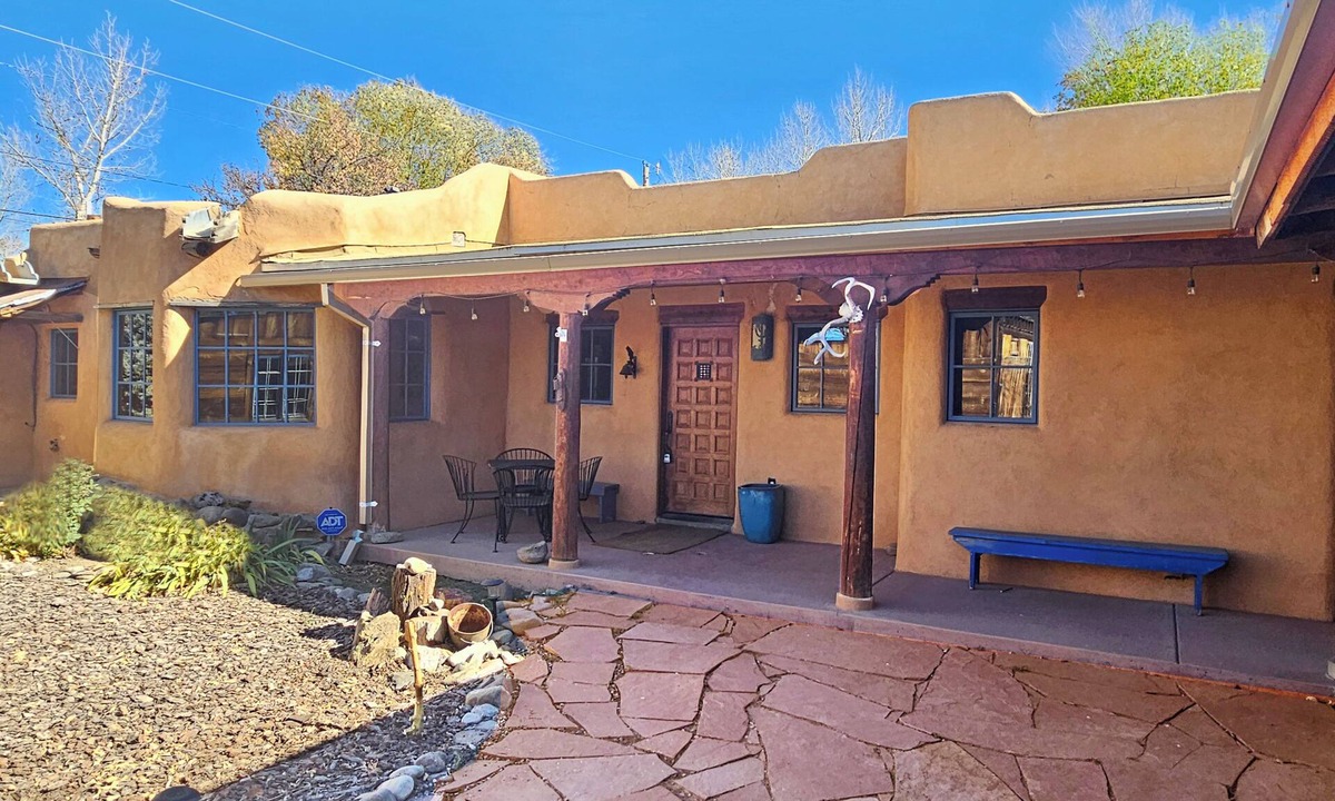 Taos House | Alfreds Compound Main + Guest House in Town Hot Tub Wifi
