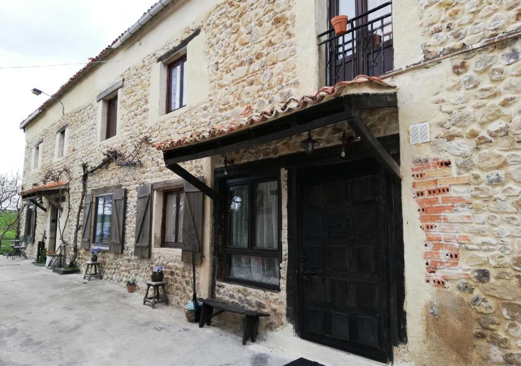 Medina De Pomar House | Algarabiastaying 3 granja San Julián