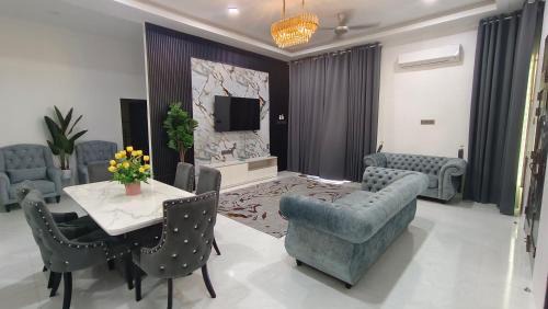 Kota Bharu House | Alhambra Beach Staycation - Bachok