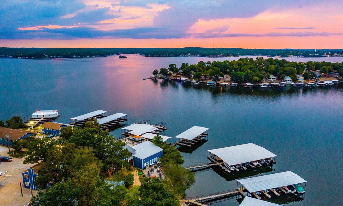 Lake Ozark Resort | Alhonna Resort LLC
