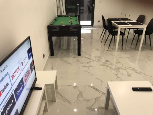 Plessis-le-Roi House | Ali