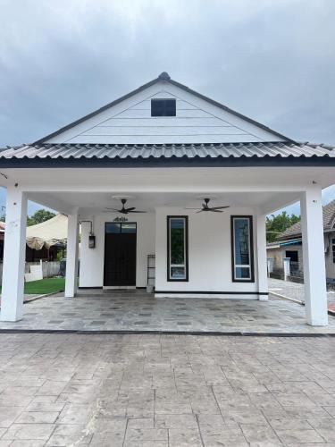 Jeli House | Ali Homestay Jeli