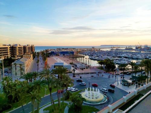 Barri Vell - Santa Creu House | Alicante Room and gayfriendly