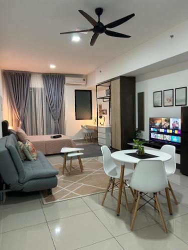 Seksyen 14 Apartment | Alinea Suite 1720