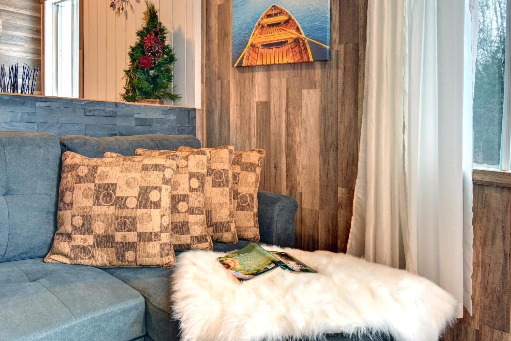 Riviere-Rouge Ski Chalet | Alison A Romantic Getaway With Private Hot Tub