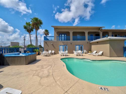 Port Aransas Hotel | Alister Square Inn