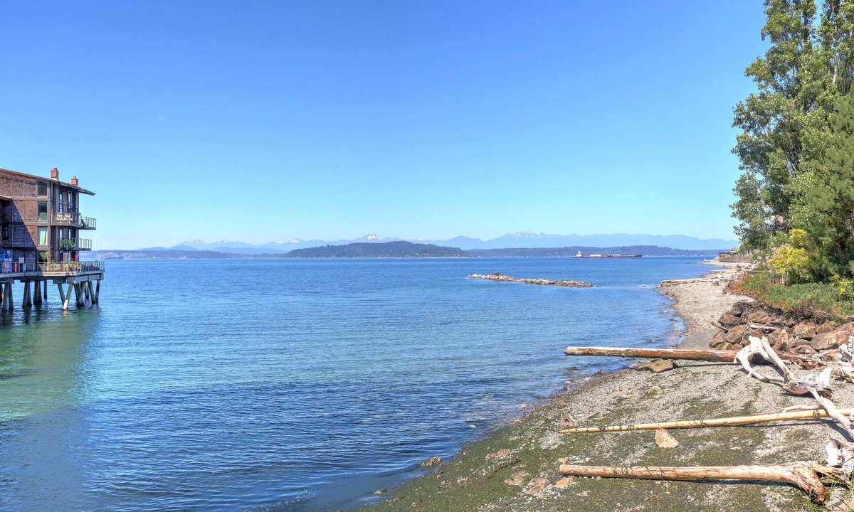 Alki House | Alki Triplets Unit 2