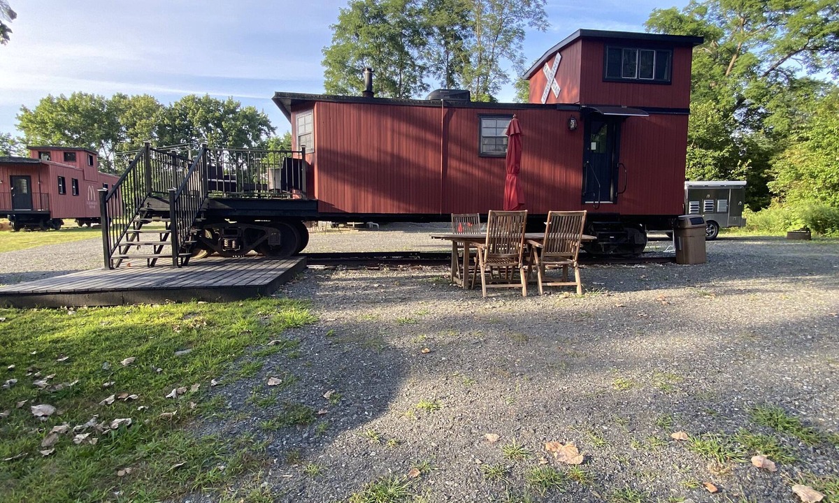 Minden Cabin | All aboard! Riverfront FJ&G Caboose