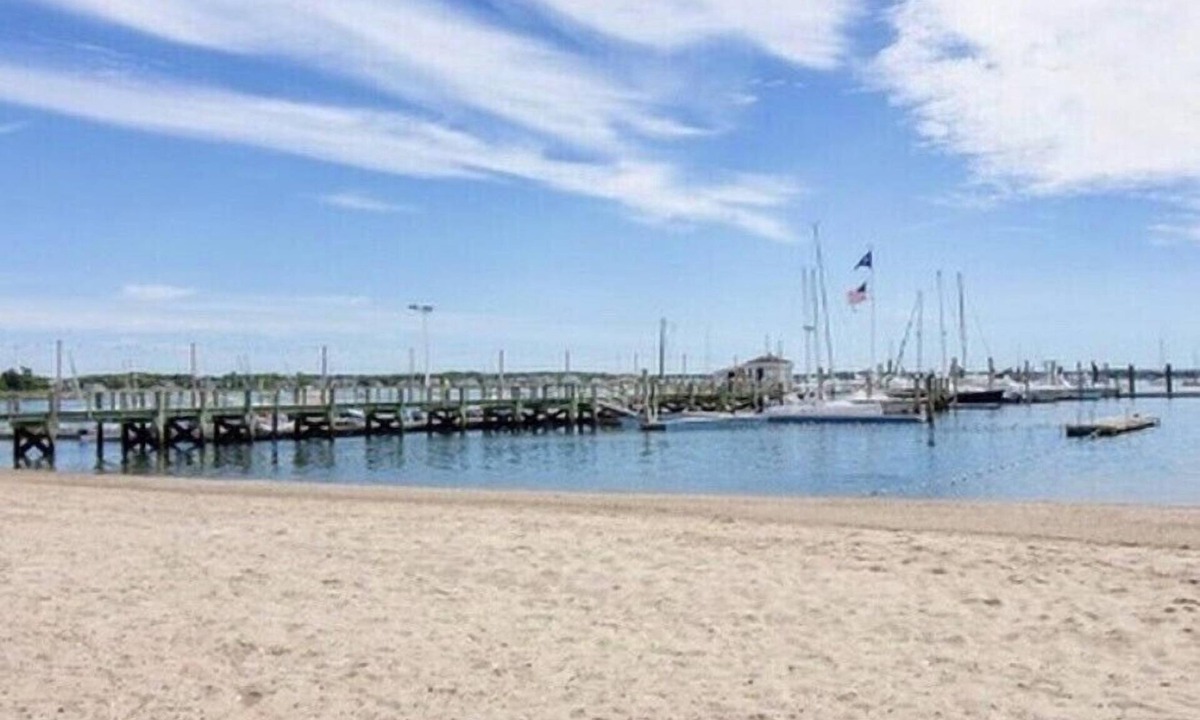 Hyannis House | All Decked Out - Cape Cod. Private beach & heated pool.