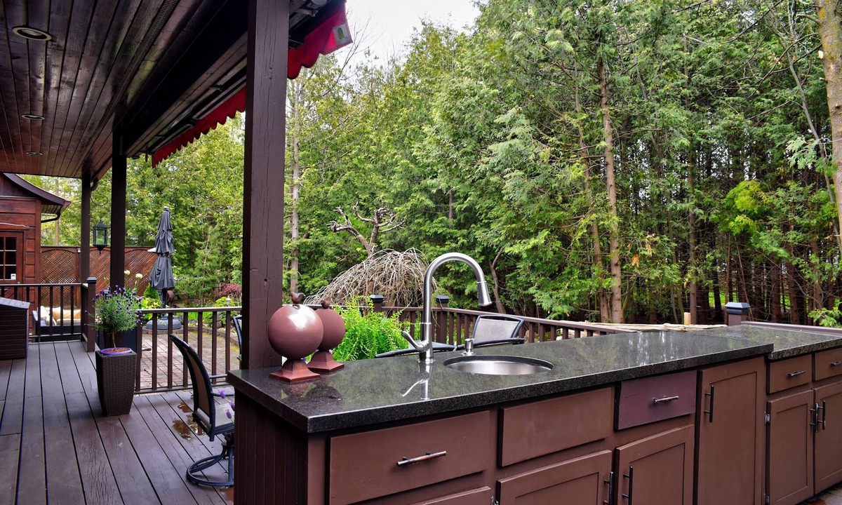 Collingwood Ski Chalet | All inclusive summer rental with a private backyard oasis