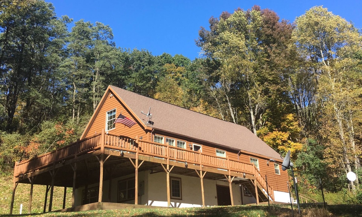 Milford House | All Star Acres 2 Miles To Dreams Parkn5 BR,3 baths