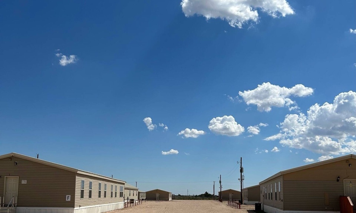 Crane Cabin | All your Workforce Housing Needs-Extended stay, nightly, weekly, & monthly stay.