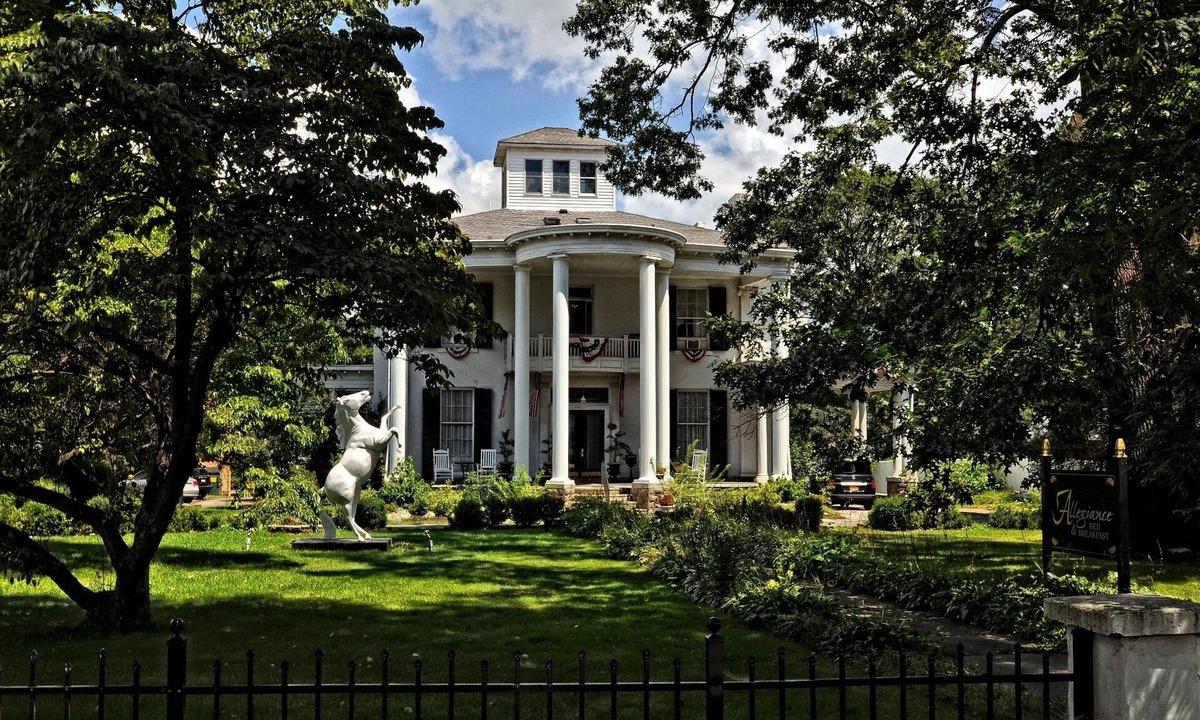 Mount Morris Bed & Breakfast | Allegiance Bed and Breakfast