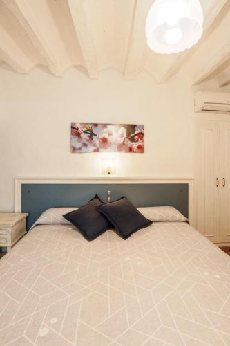 Santa Pau Apartment | Allotjaments Plaça Major-Aulina