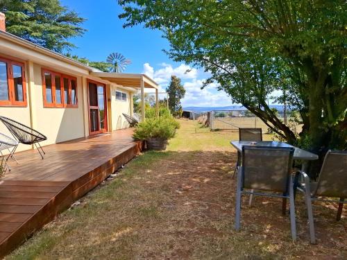 Eglinton Apartment | Alloway Bank