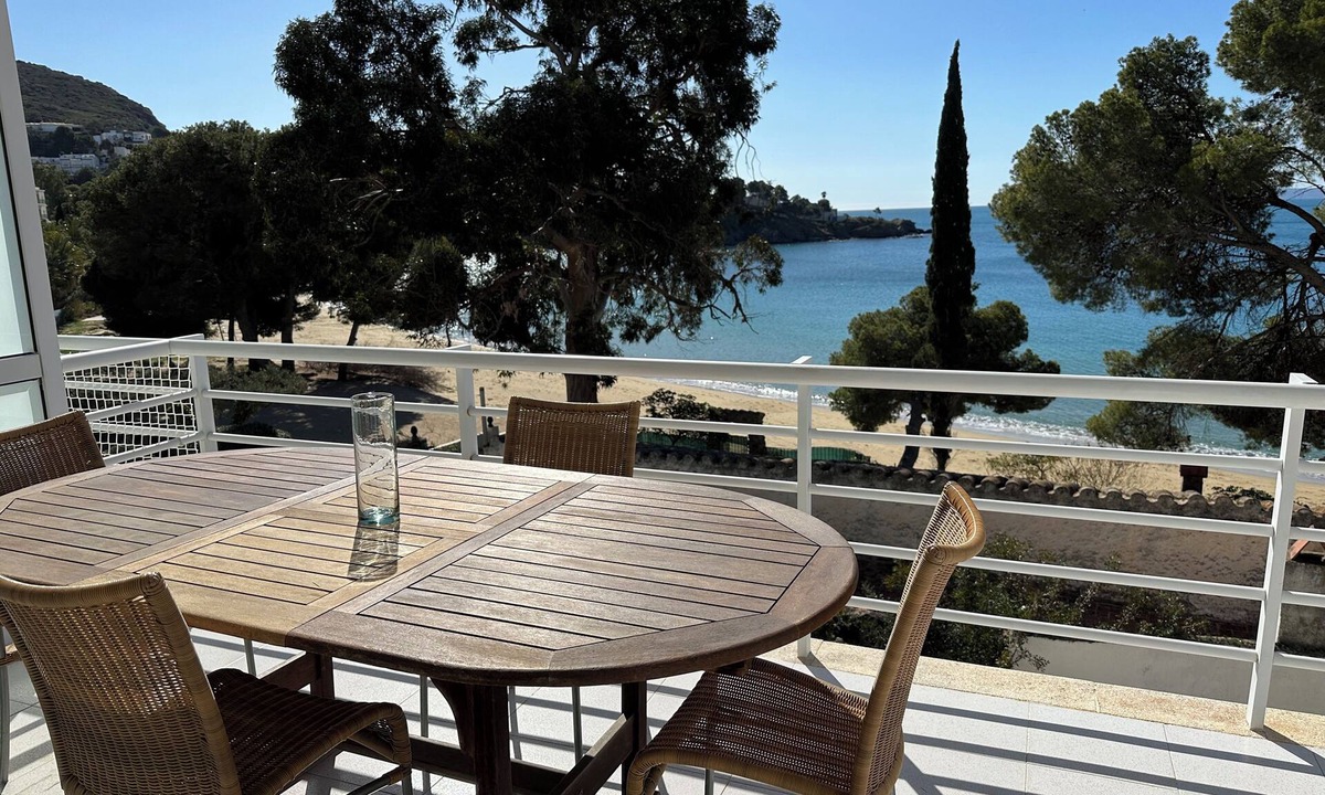 Almadraba-Canyelles Apartment | Almadraba F2 - One Bedroom Apartment, Sleeps 4