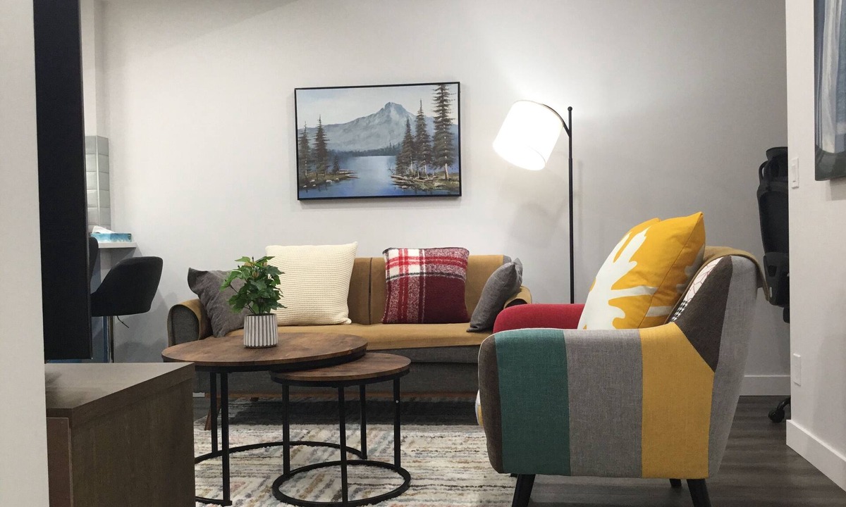Silverado Apartment | Almost Heaven – *Specials* 2-Bdrm APT in SW Calgary, 10 min. to Spruce Meadows