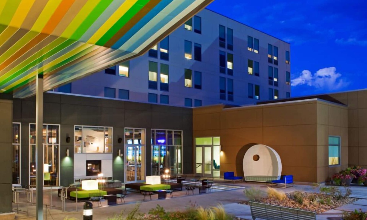 Broomfield Hotel | Aloft Broomfield Denver