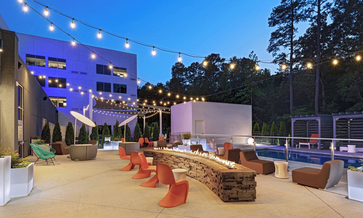 Ferndale Hotel | Aloft by Marriott Little Rock West