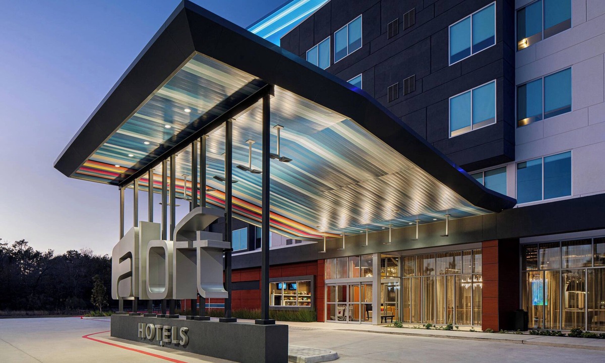 Conroe Hotel | Aloft by Marriott Shenandoah Woodlands Area