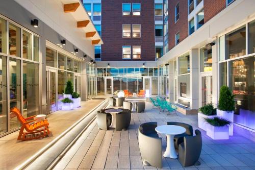 Lakefront Hotel | Aloft by Marriott Syracuse Inner Harbor