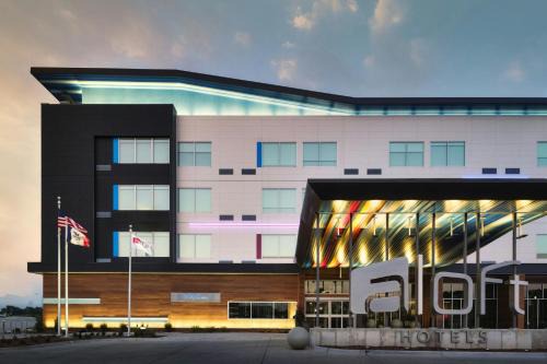 Waukee Hotel | Aloft Waukee