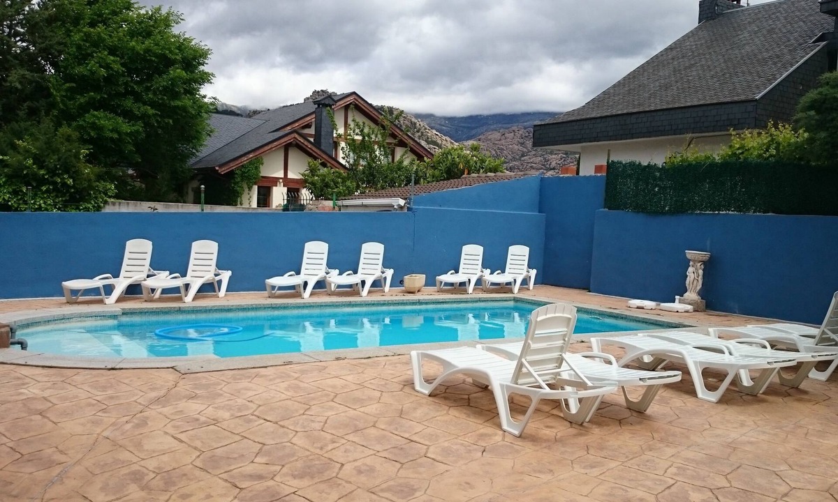 Manzanares el Real Bed & Breakfast | Alojamiento la Pedriza