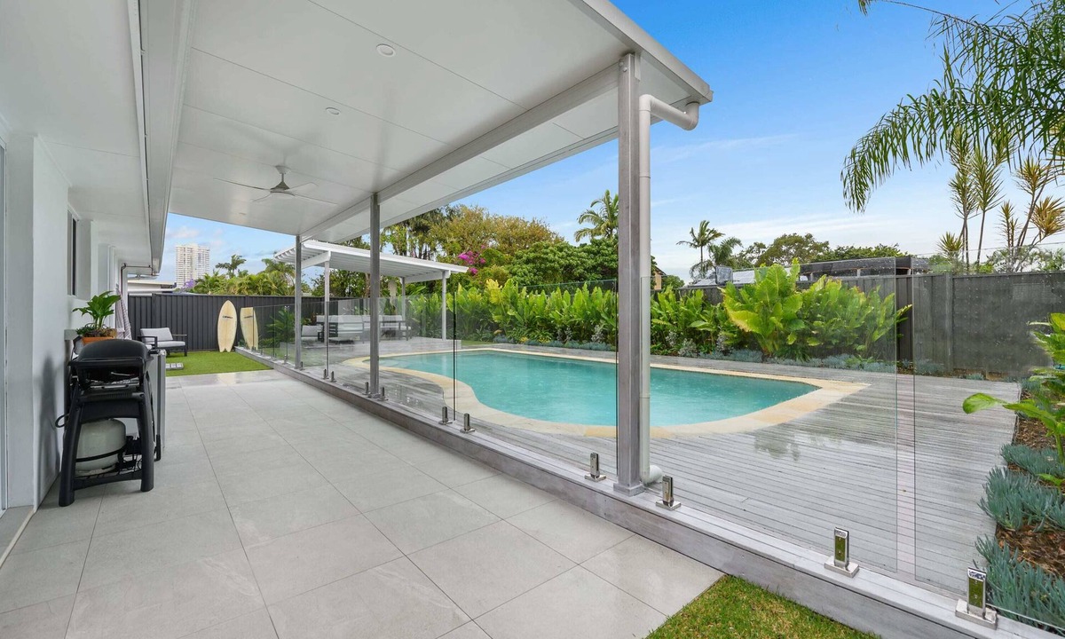 Burleigh Waters House | Aloka By Khove Summar